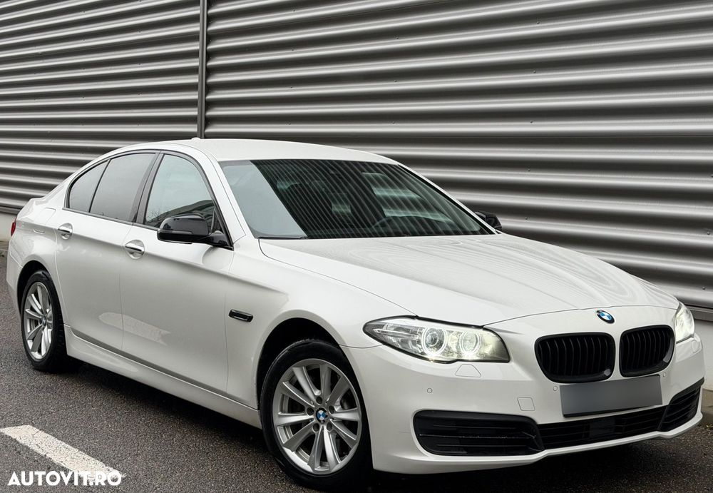 BMW Seria 5 530d xDrive Aut. Luxury Line - 3