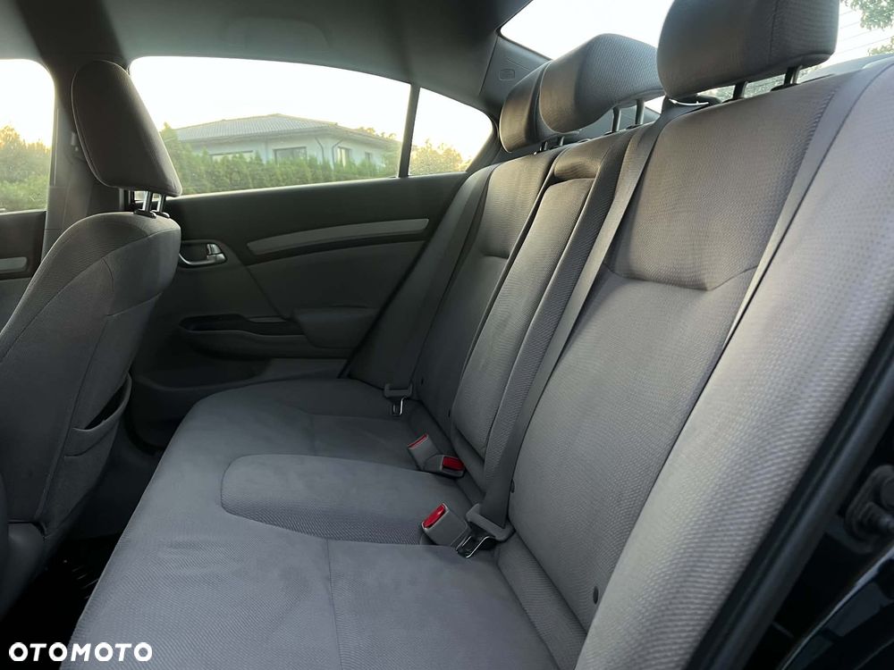 Honda Civic 1.8 Executive - 16