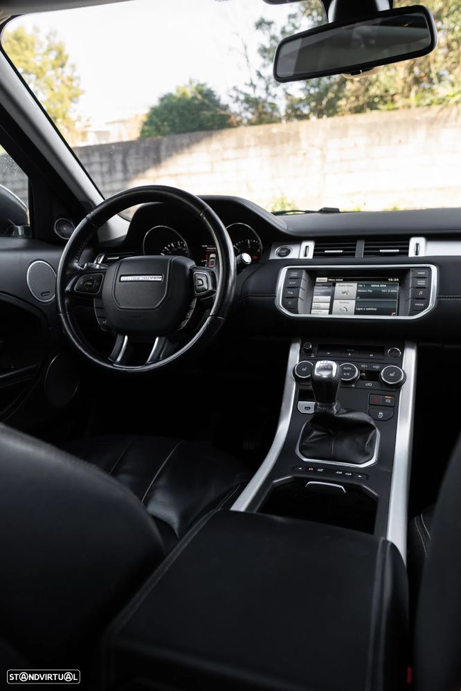 Land Rover Range Rover Evoque - 16