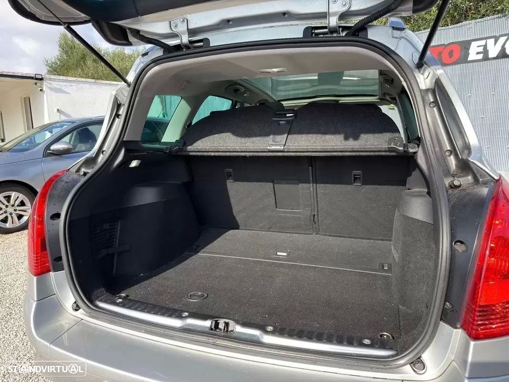 Peugeot 308 SW 1.6 e-HDi Sportium CVM6 - 25