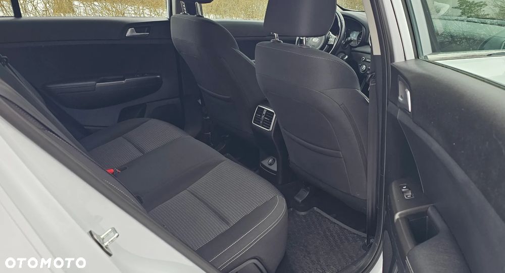 Kia Sportage 1.6 CRDI 2WD Eco-Dynamics+ (48V M-H) Vision - 18