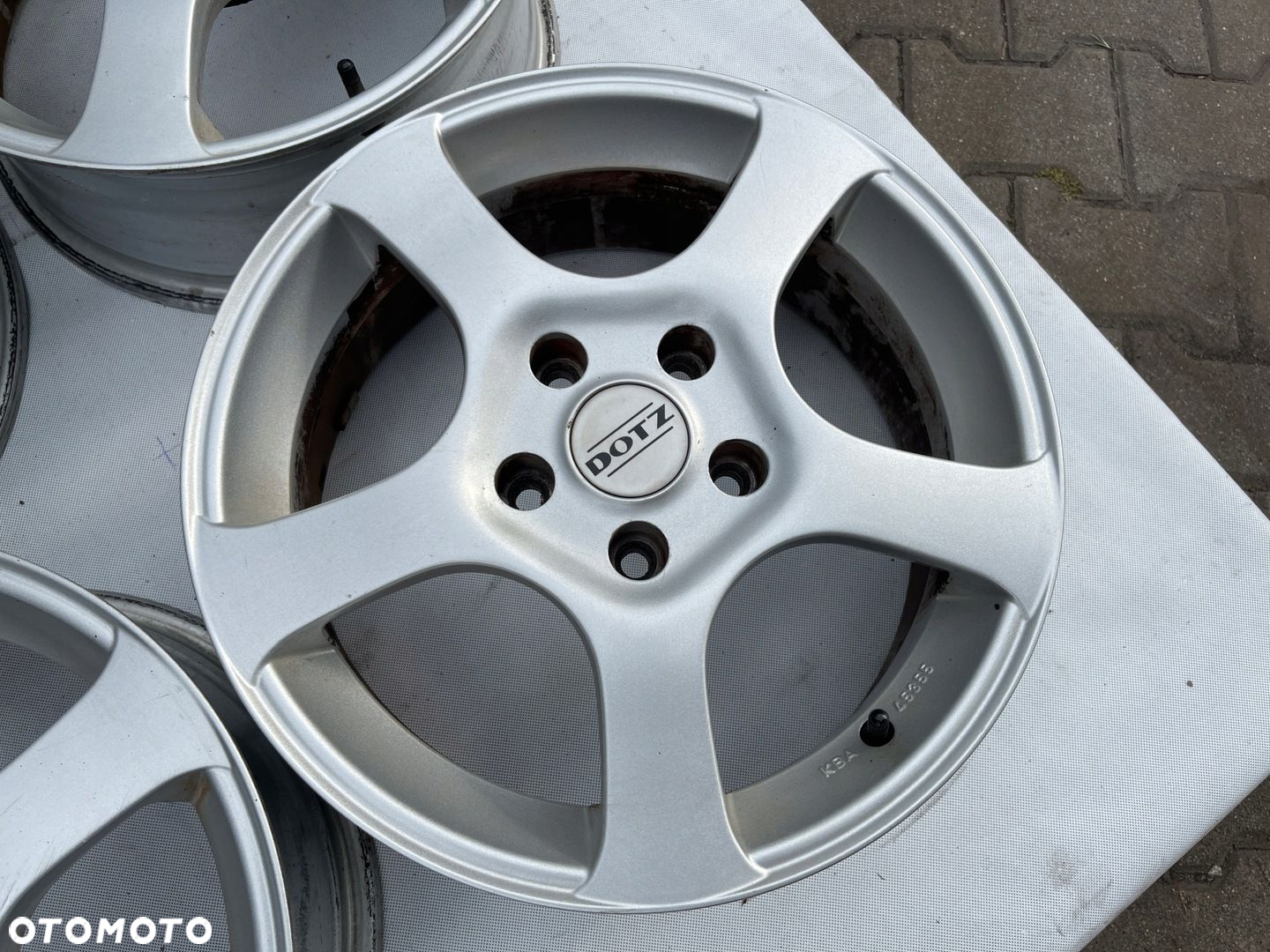 Felgi Renault Nissan 16" 6,5J ET40 318 - 6