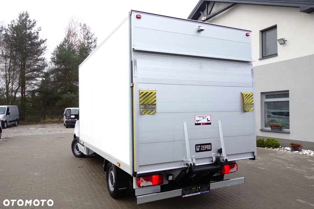 Mercedes-Benz Sprinter 3.0 CDI Automat 190 KM Kontener +Winda  750 kg. - 9