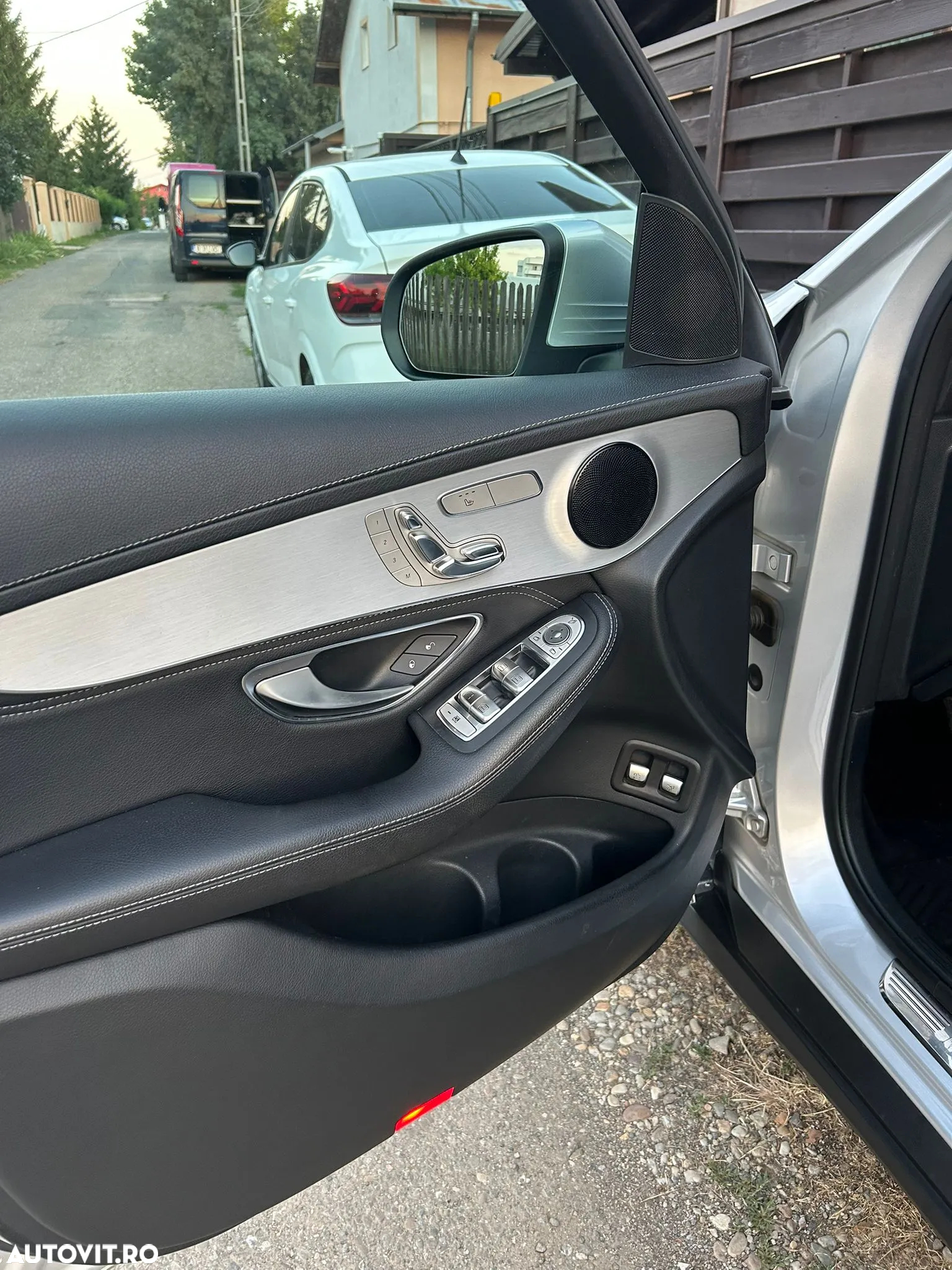 Mercedes-Benz GLC 250 d 4MATIC - 14