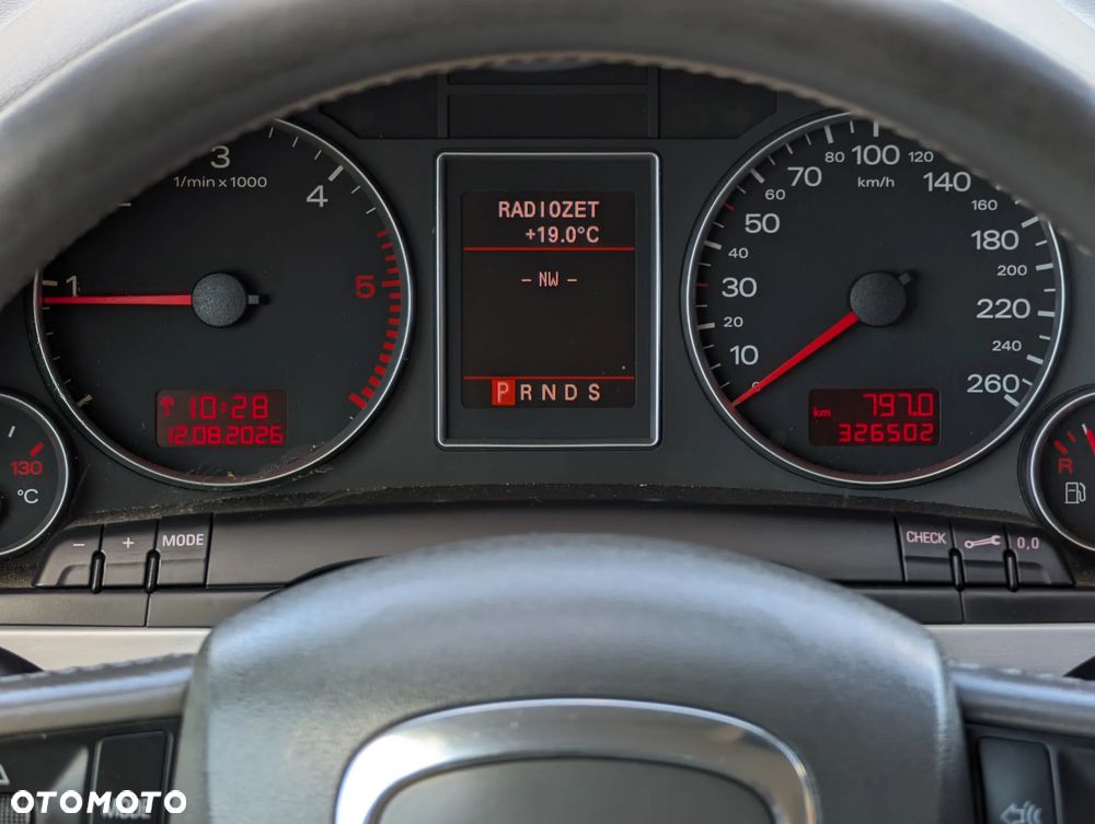 Audi A4 Avant 2.0 TDI DPF multitronic - 28