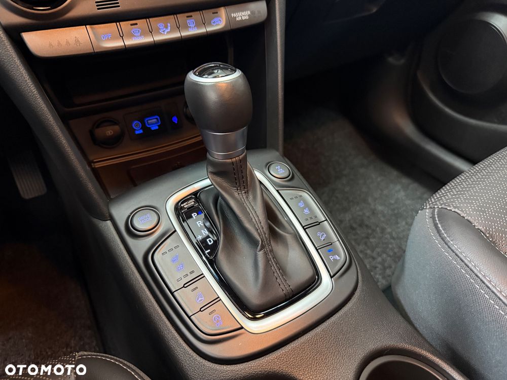 Hyundai Kona 1.6 T-GDI DCT 4WD Premium - 29