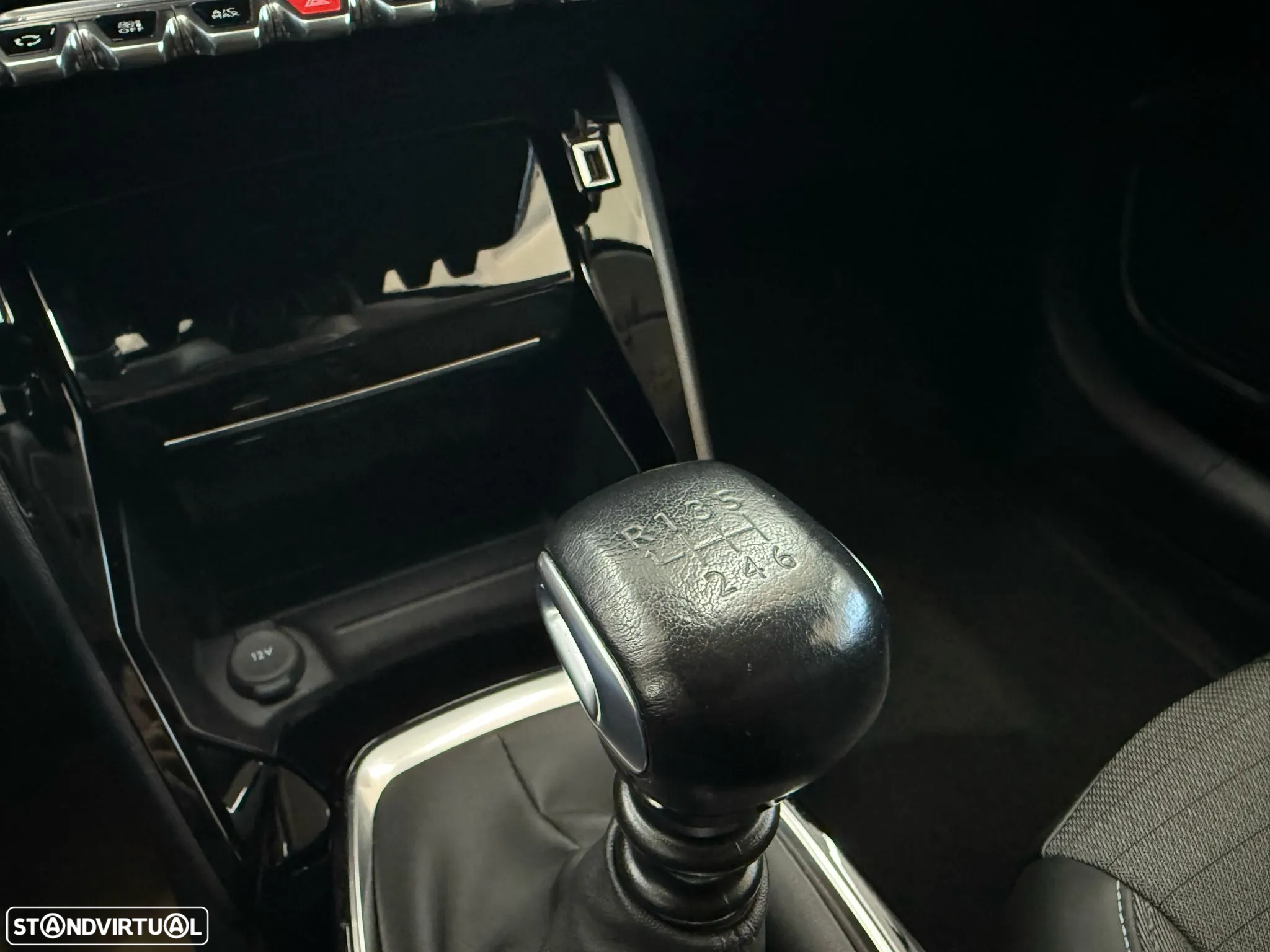 Peugeot 208 1.5 BlueHDi Allure - 31