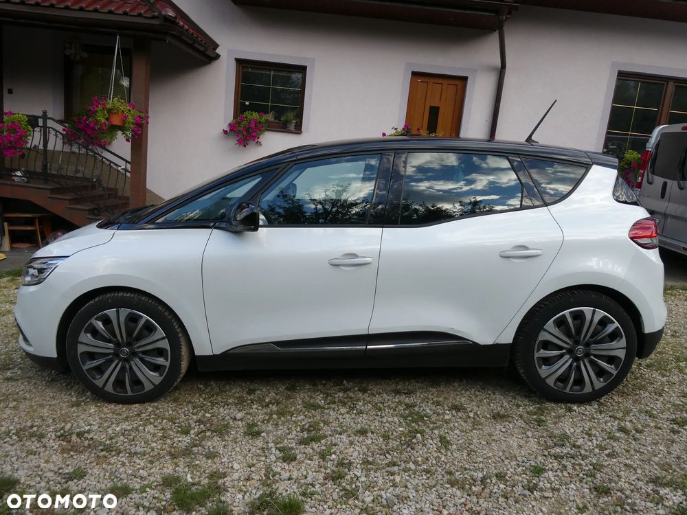 Renault Scenic - 24