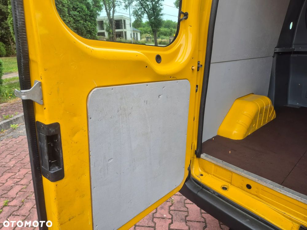 Ford Transit - 19