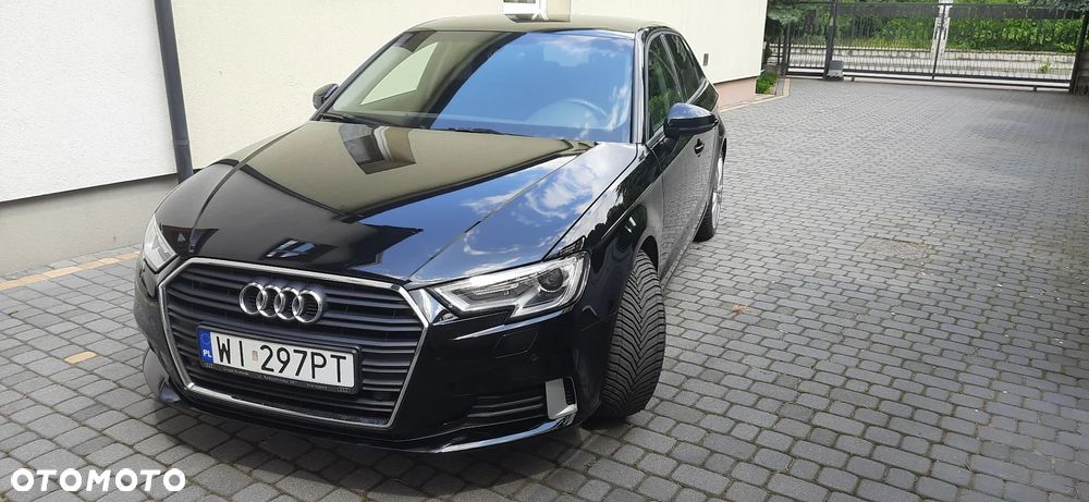 Audi A3 Sportback - 1