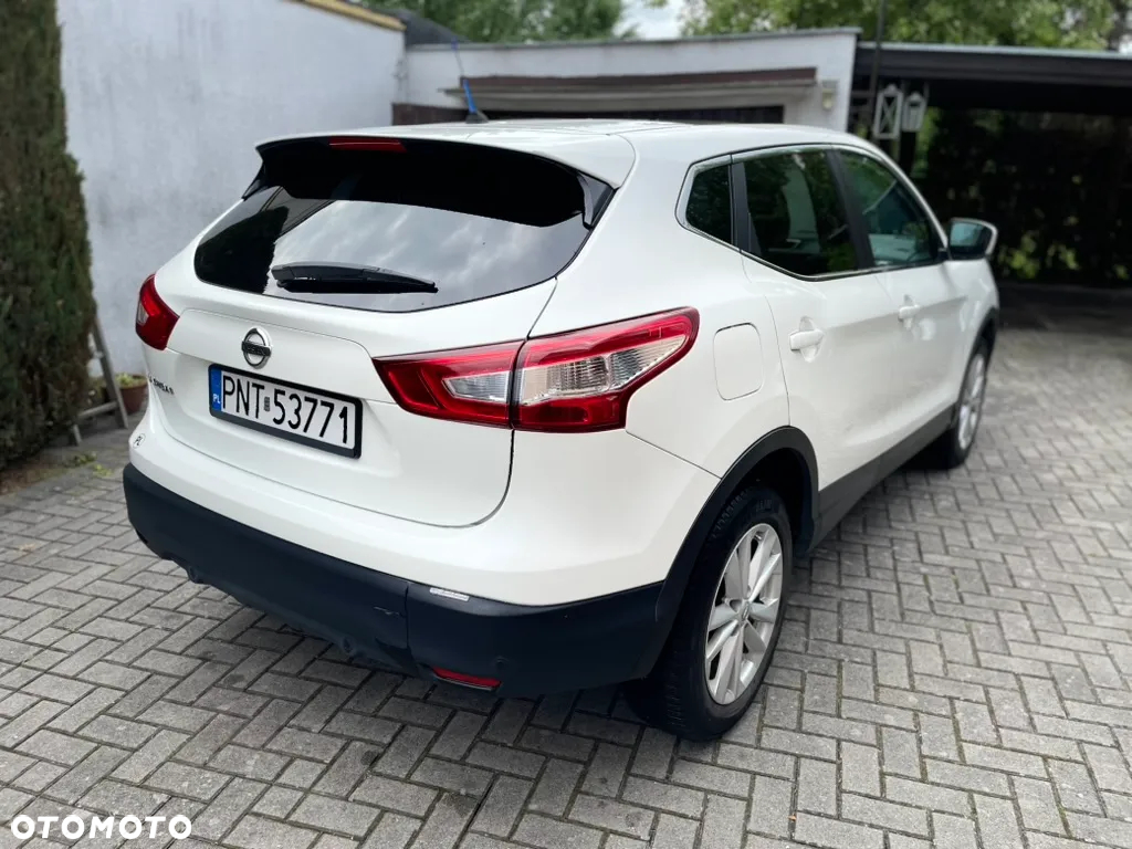Nissan Qashqai 1.6 dCi DPF Start/Stop acenta - 10