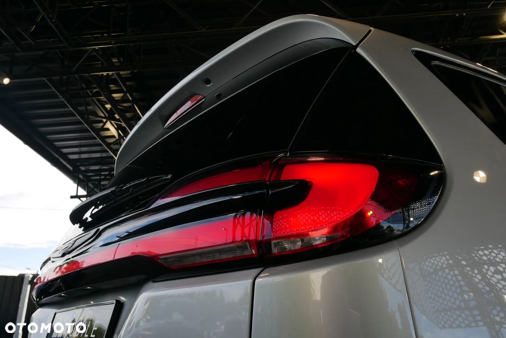 Chrysler Pacifica - 38