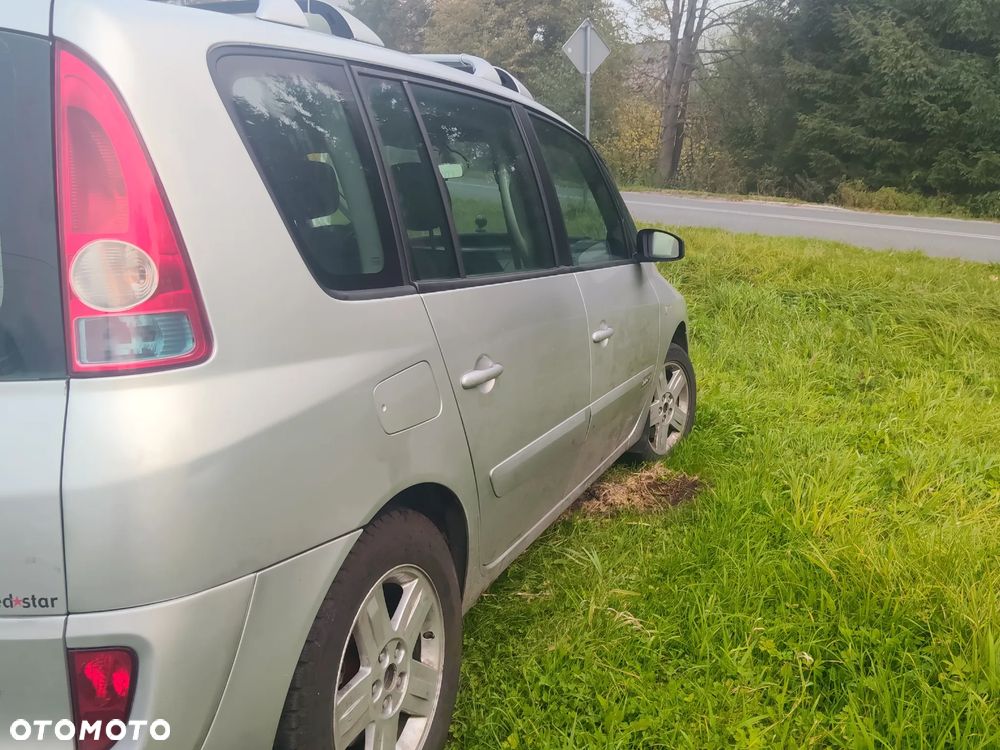 Renault Espace 2.2 dCi Expression - 5