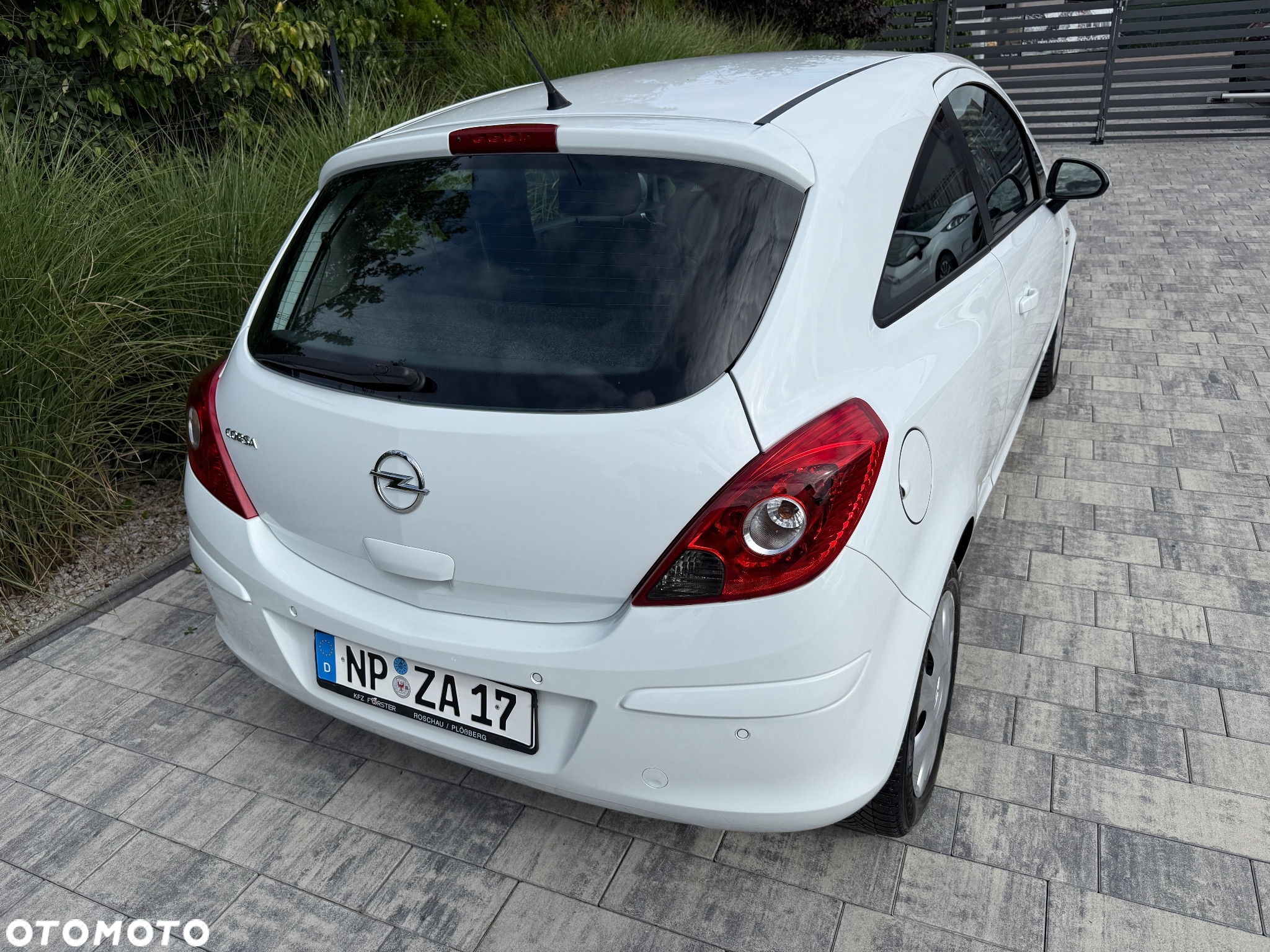 Opel Corsa 1.4 Cosmo - 34