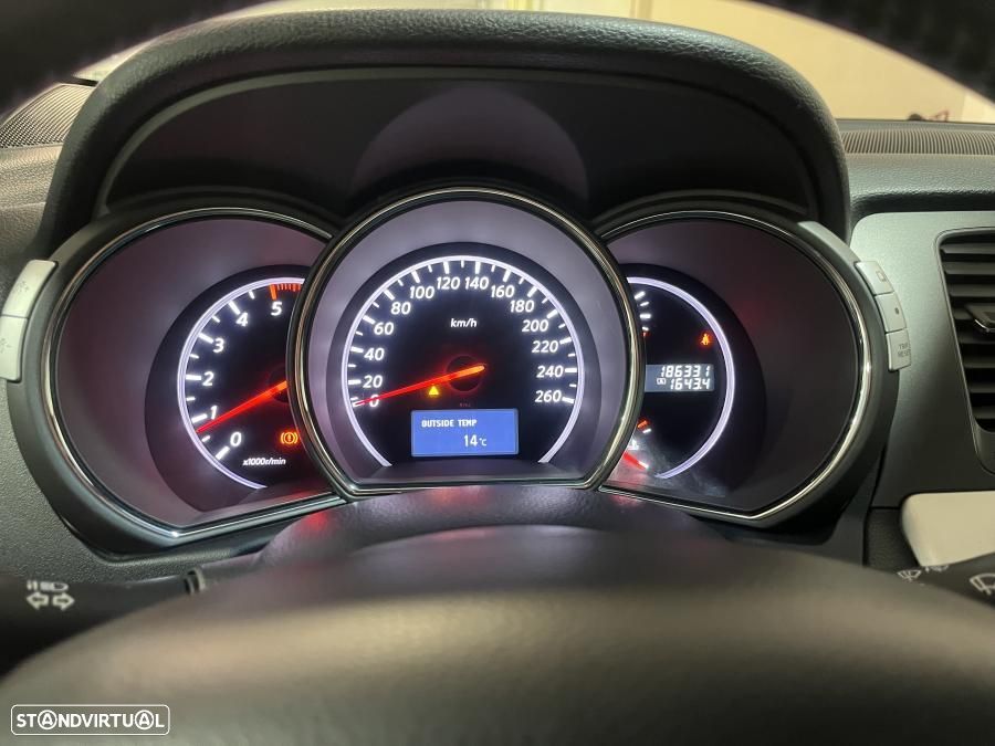 Nissan Murano 2.5 TDi Tekna Premium - 16