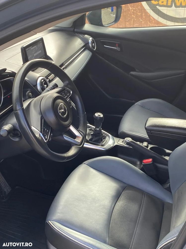 Mazda 2 G90 Takumi Plus - 7