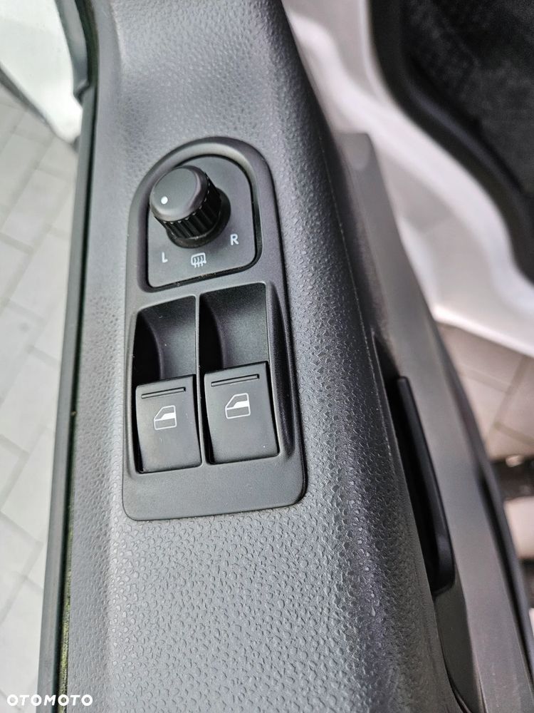 Volkswagen Transporter Caravelle Edition - 8