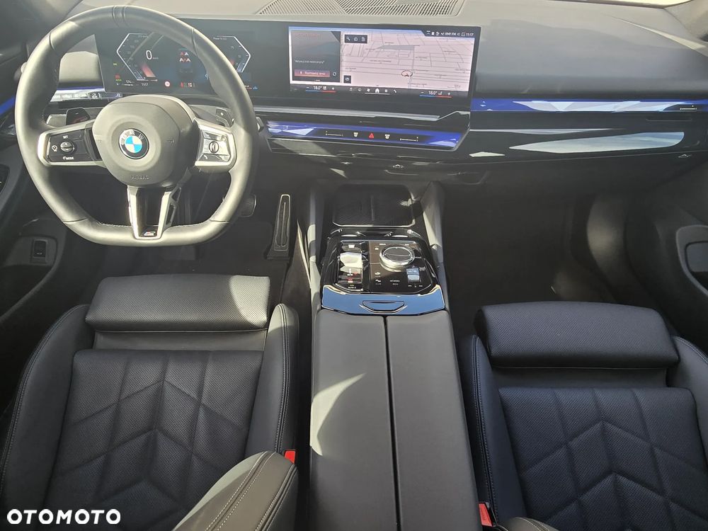 BMW Seria 5 520d xDrive mHEV M Sport - 17