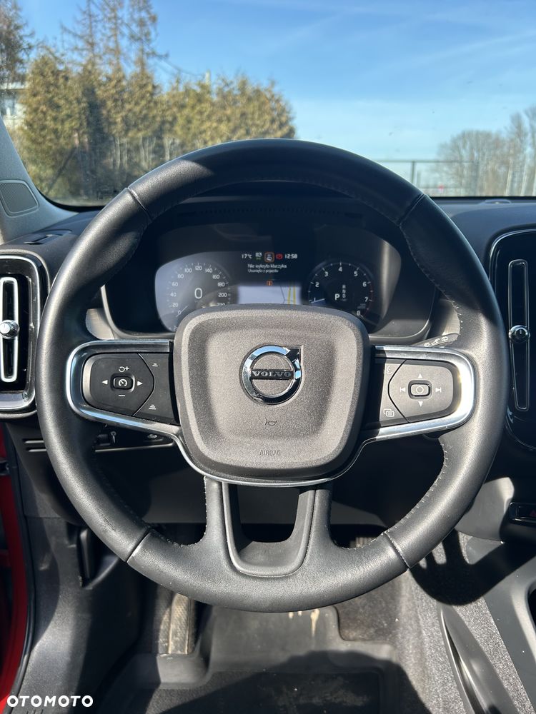 Volvo XC 40 T5 AWD Momentum - 13