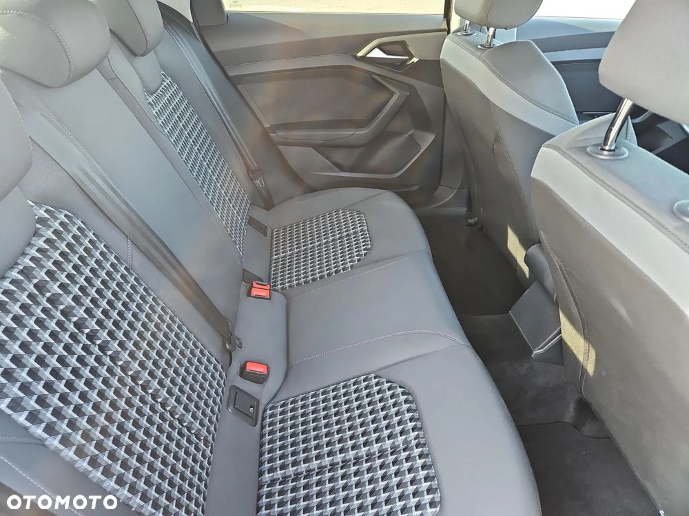 Audi A1 Allstreet - 11