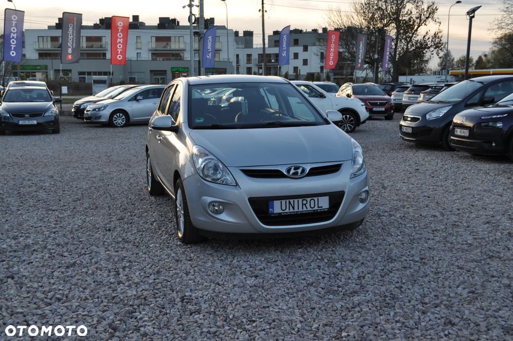 Hyundai i20 1.2 UEFA EURO 2012 Edition - 3
