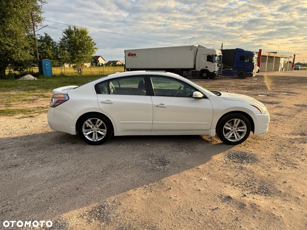 Nissan Altima 3.5 V6 - 4