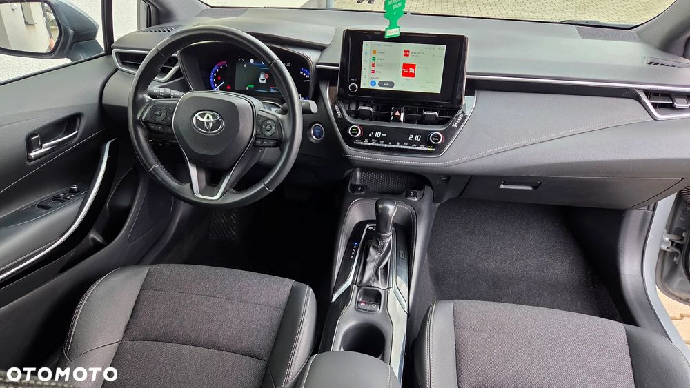 Toyota Corolla 1.8 Hybrid Executive - 13