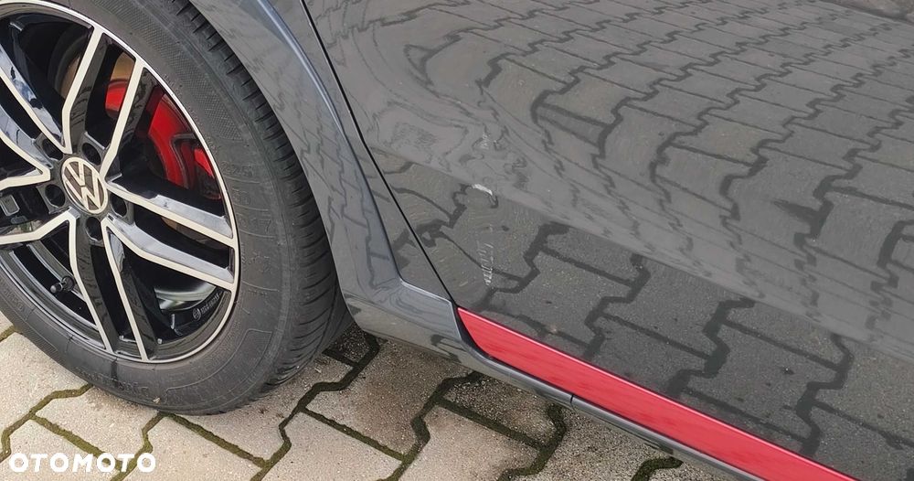 Volkswagen Passat - 8