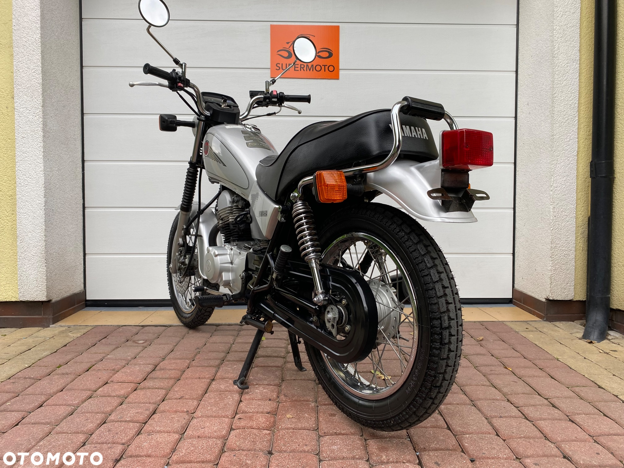 Yamaha SR - 5
