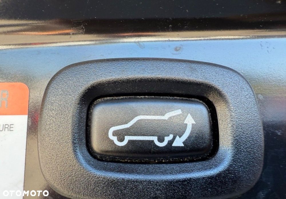 Mitsubishi Outlander - 13