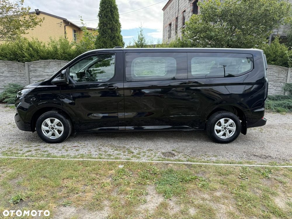 Ford Tourneo Custom - 2