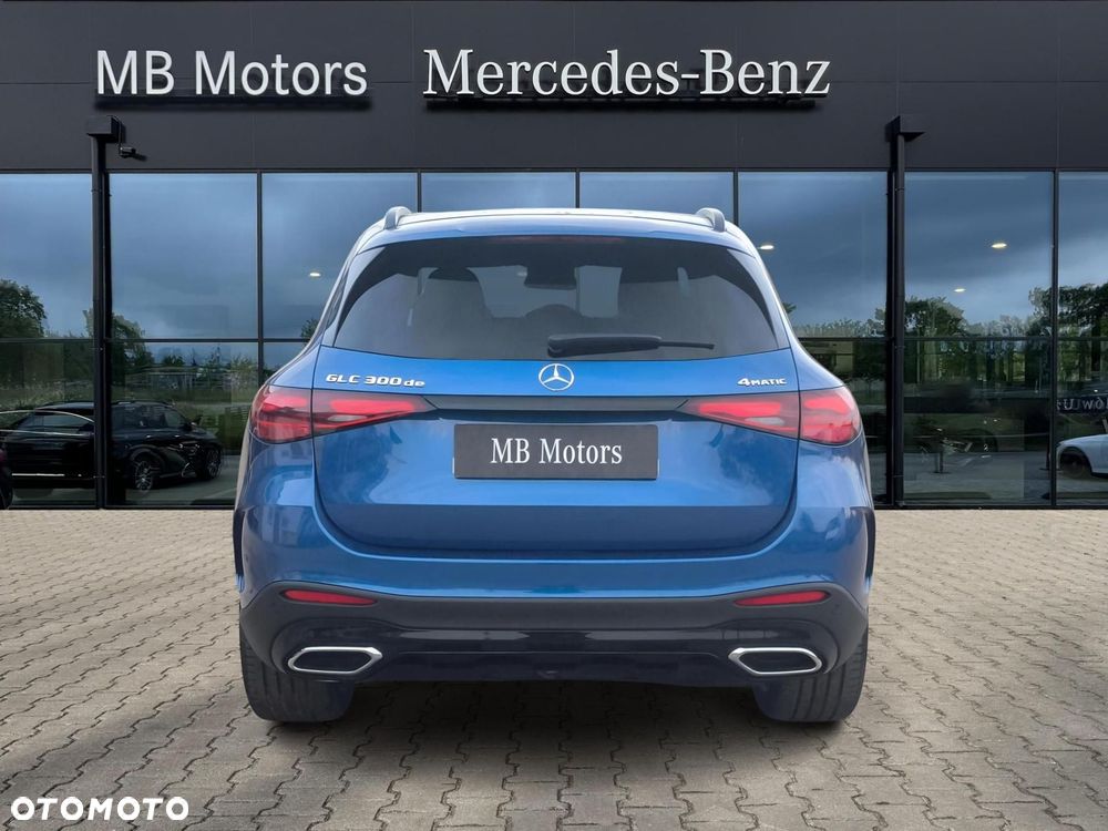 Mercedes-Benz GLC - 9