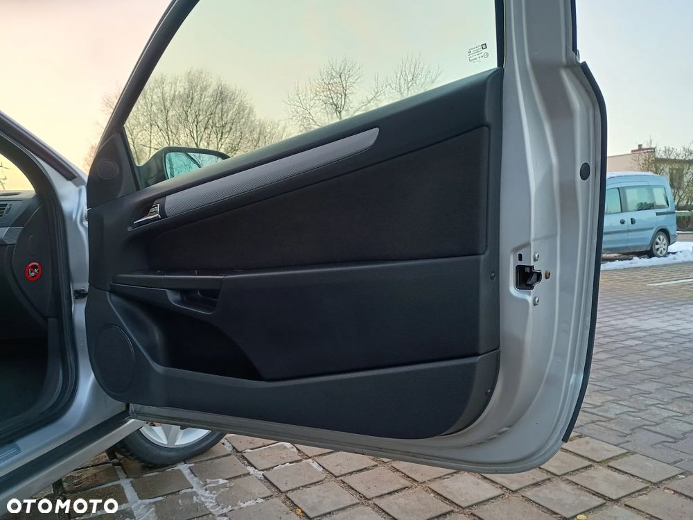 Opel Astra 1.8 16V Coupe - 13