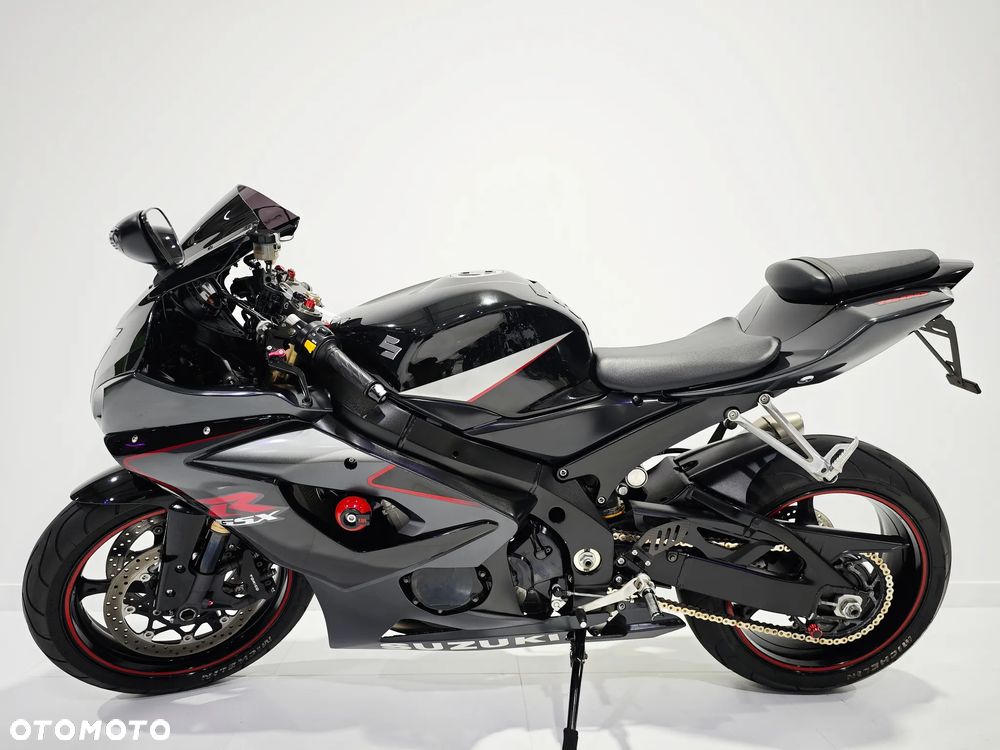 Suzuki GSX-R - 4