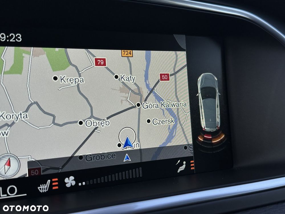 Volvo V40 D2 Drive-E R-Design Kinetic - 28