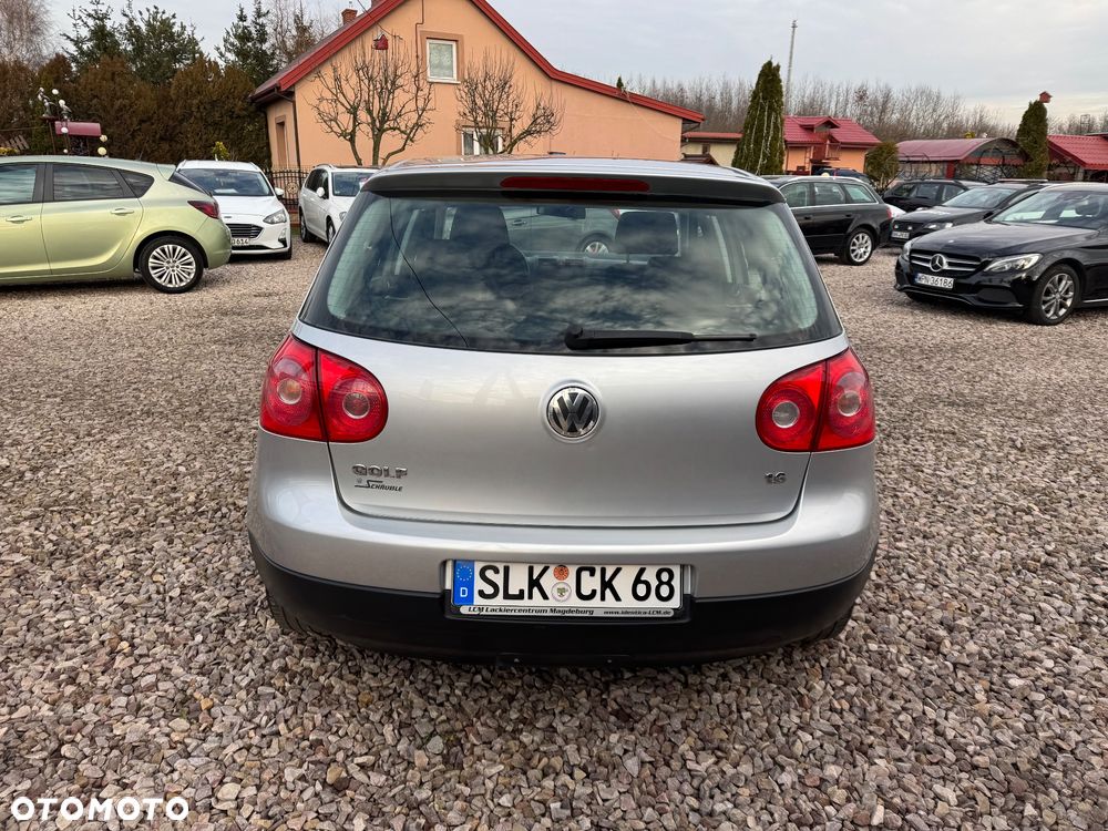 Volkswagen Golf 1.6 Tour - 18