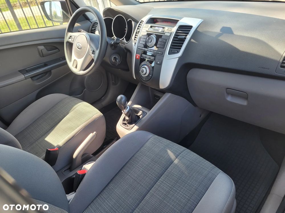 Kia Venga 1.4 L - 15