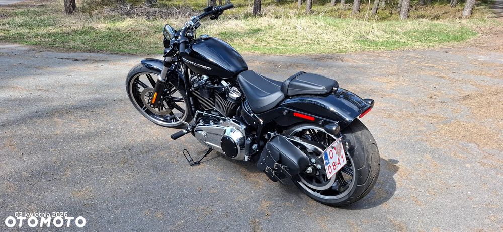 Harley-Davidson Softail Breakout - 5