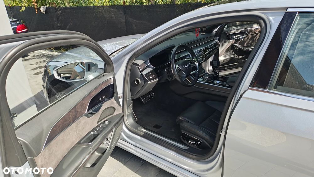 Audi A8 L 55 TFSI mHEV Quattro Tiptr - 32