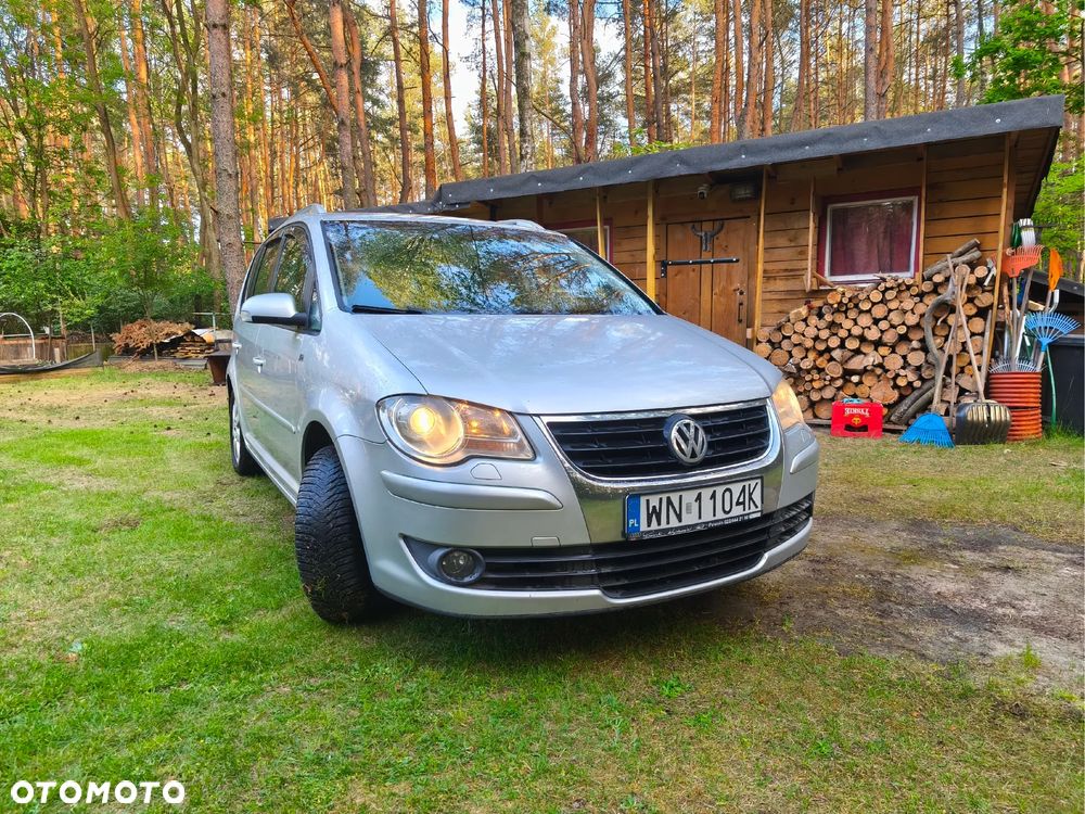 Volkswagen Touran 2.0 TDI Q-Line - 3