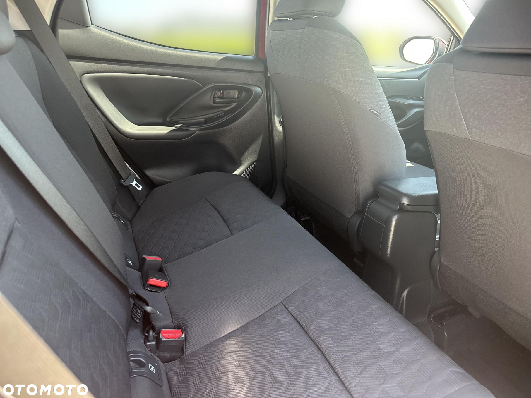 Toyota Yaris - 13