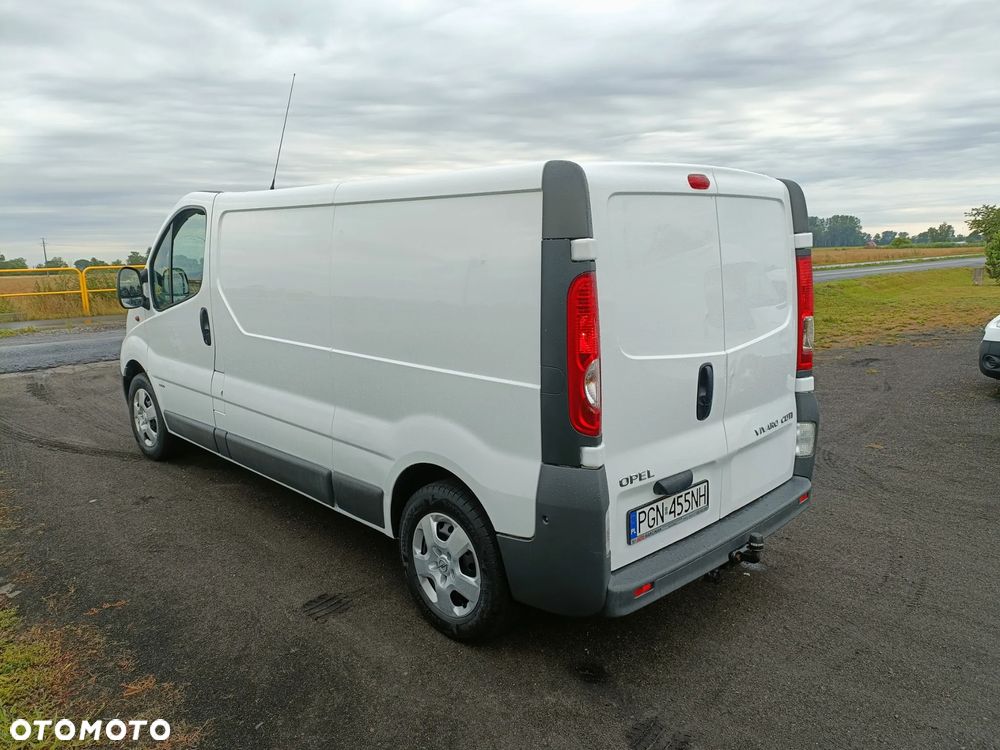 Opel Vivaro - 2