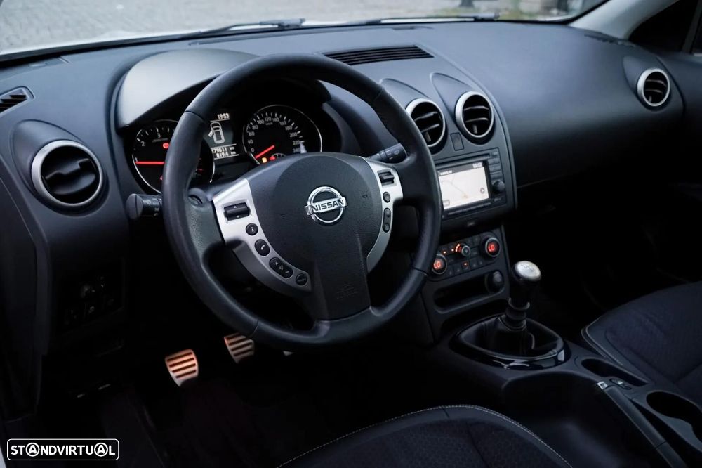 Nissan Qashqai - 14