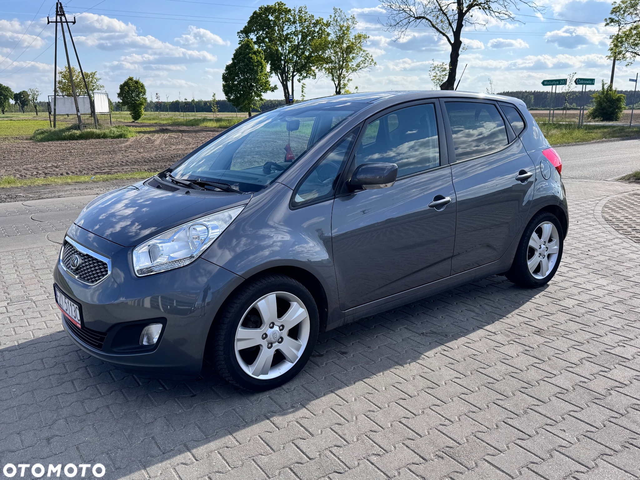 Kia Venga - 4