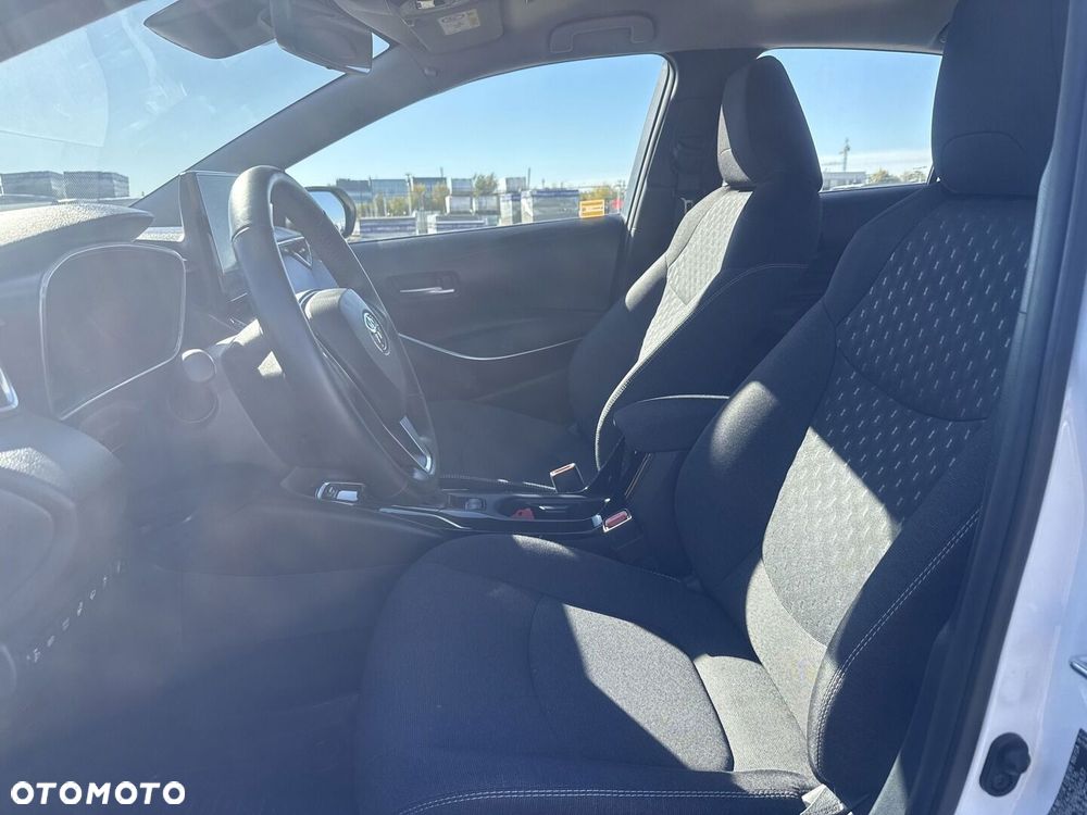 Toyota Corolla 1.8 Hybrid Comfort - 18
