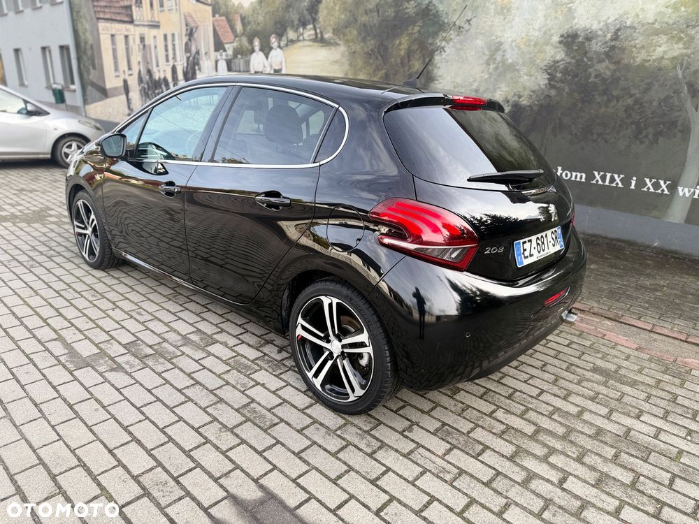 Peugeot 208 1.2 PureTech Allure S&S - 3