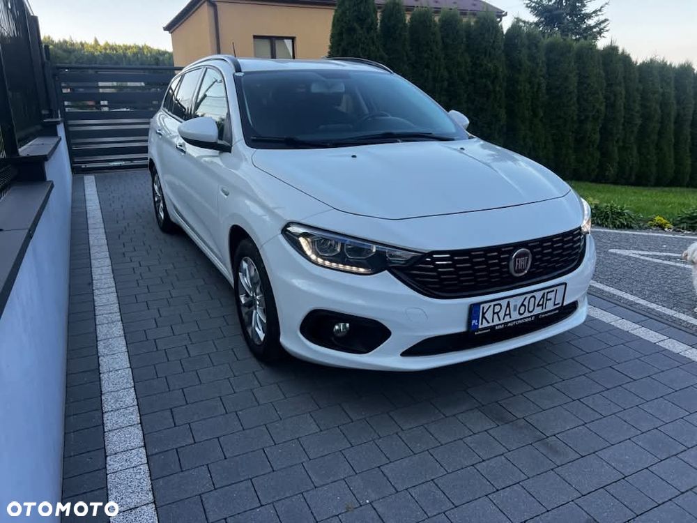Fiat Tipo 1.4 T-Jet Lounge - 4