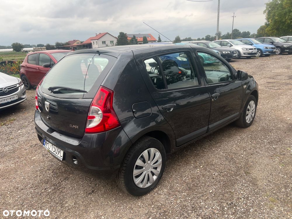 Dacia Sandero - 5