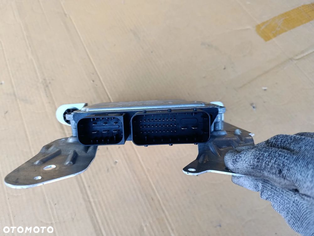 BMW X5 E70 3.0 D STEROWNIK KOMPUTER SILNIKA 6797591 - 3