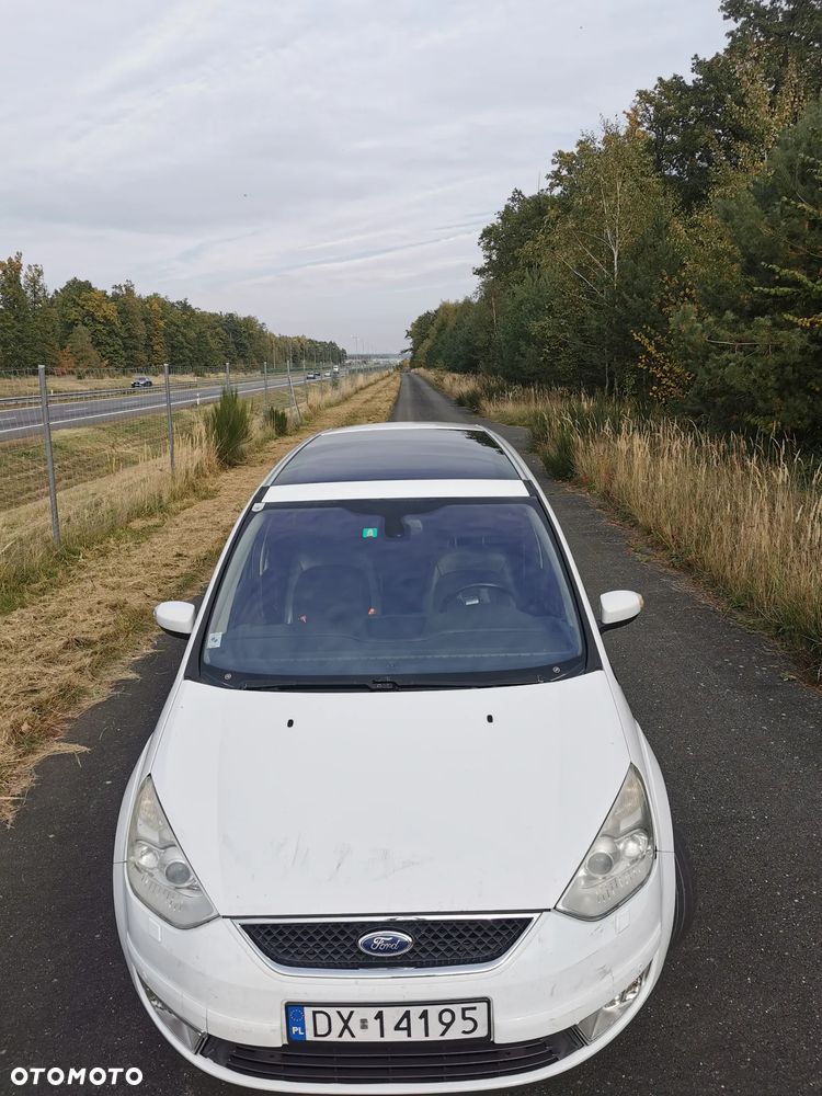 Ford Galaxy - 7